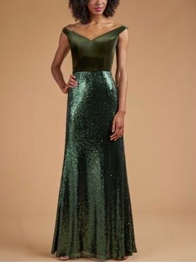 Emerald Green Off-Shoulder Sequin Gown | Formal Evening Dress | Floor-Length Gla